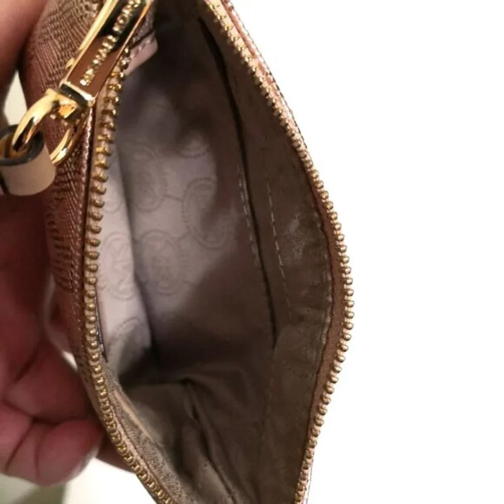NWOT Michael Kors Monogram Jet Set Wristlet Rose Gold Color 5.75